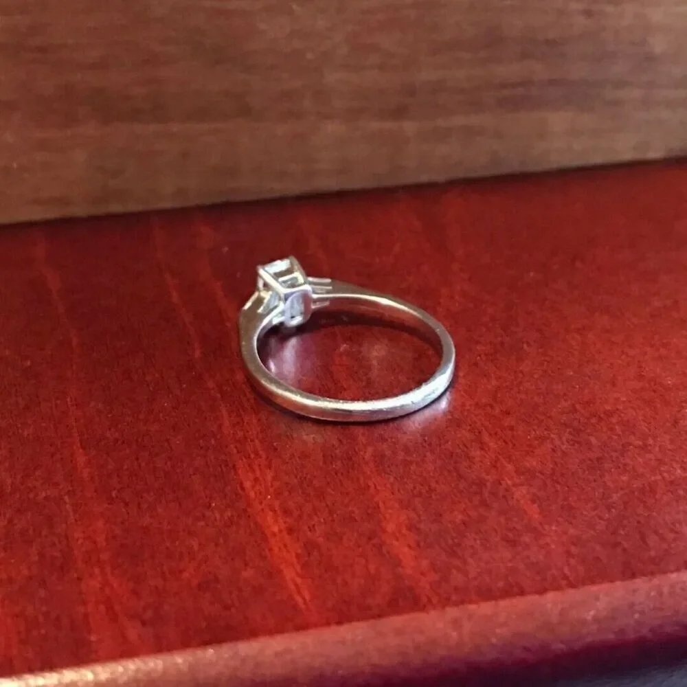Sterling Silver Ring 18K White Gold Plated Cubic Zirconia Baguette Size 6.25 925